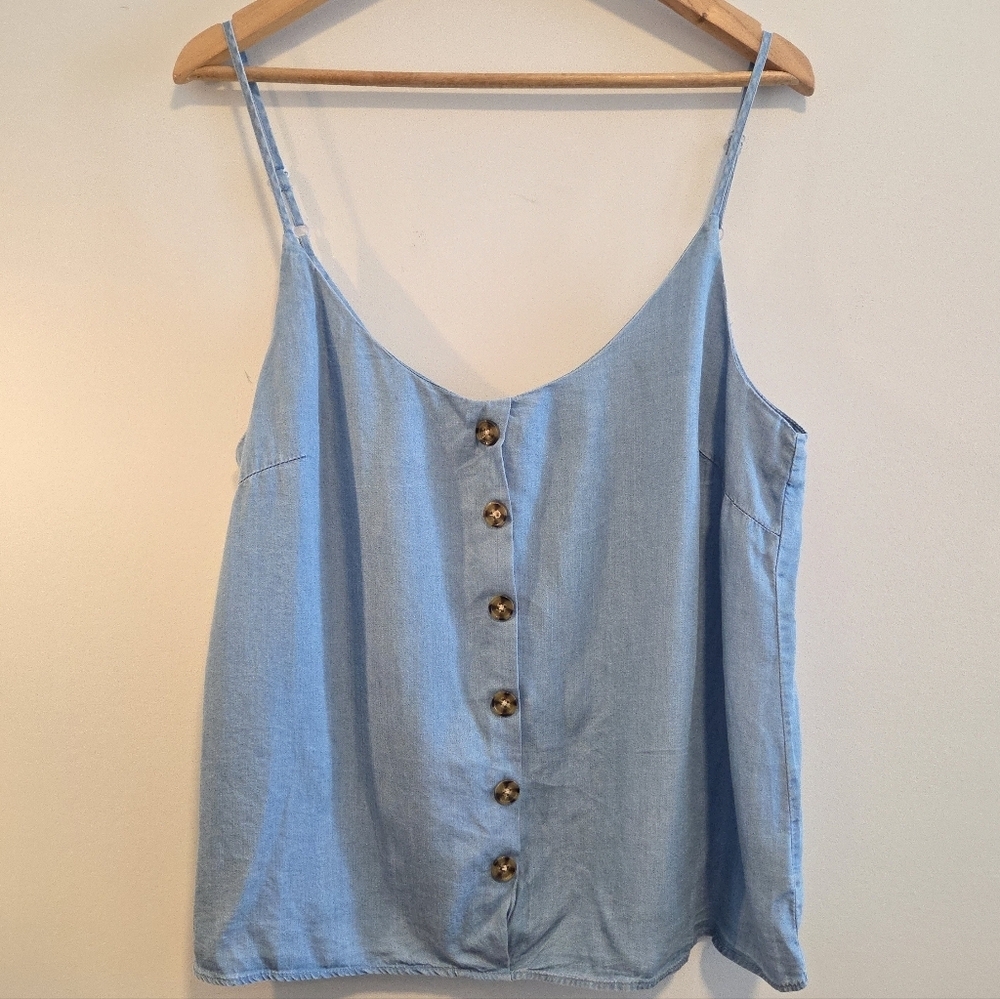 Streetwear Society Light Blue Tank Top Large NWT Tortoise Style Buttons - Picture 2 of 6